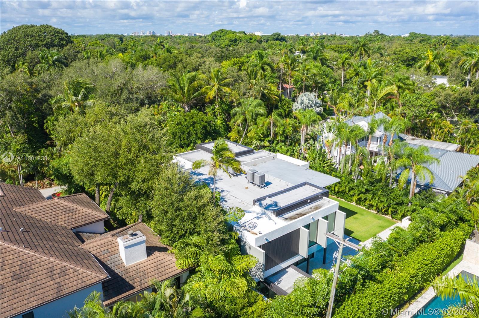 3429 N Moorings Way Coconut Grove, FL 33133