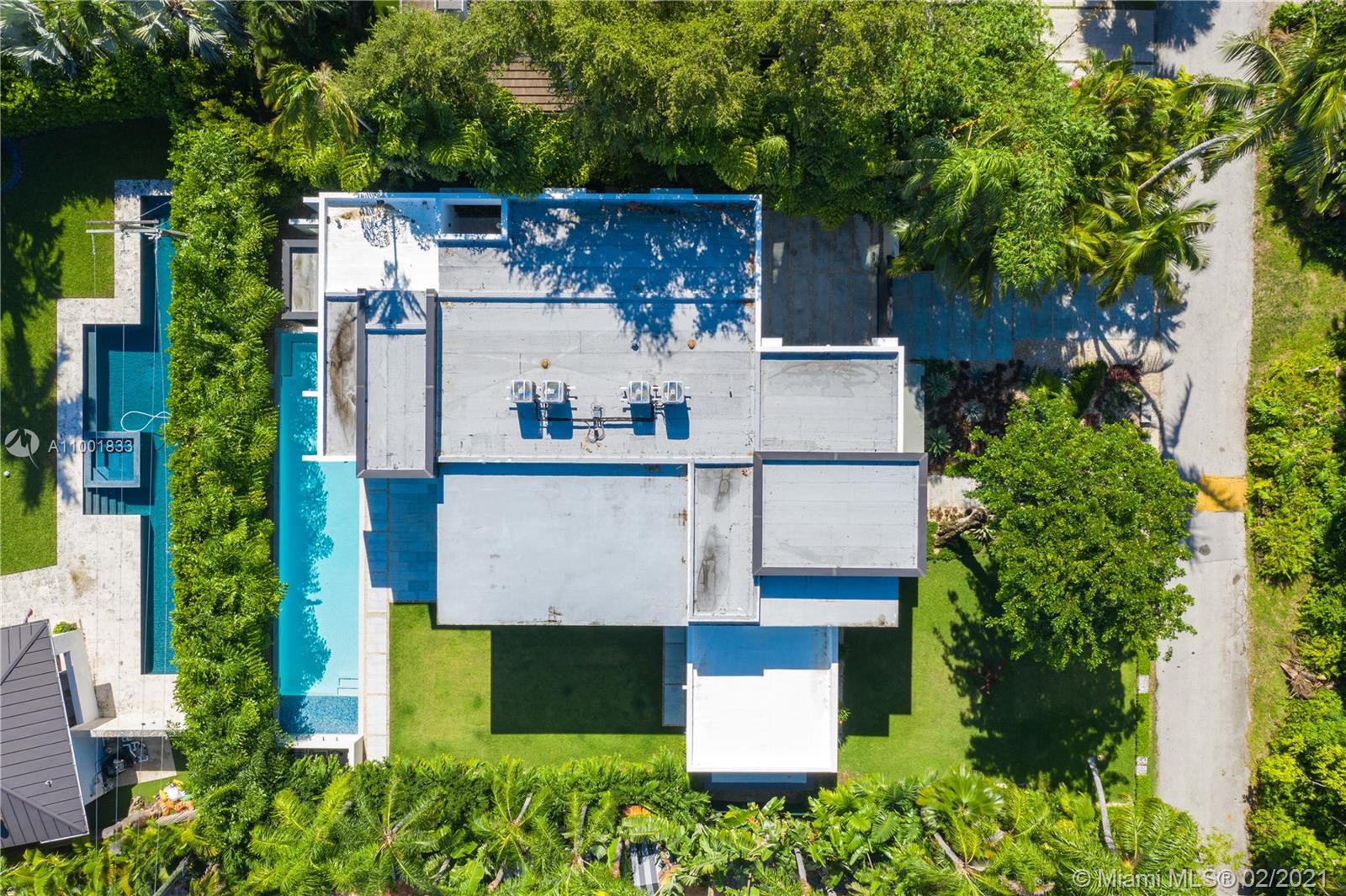 3429 N Moorings Way Coconut Grove, FL 33133