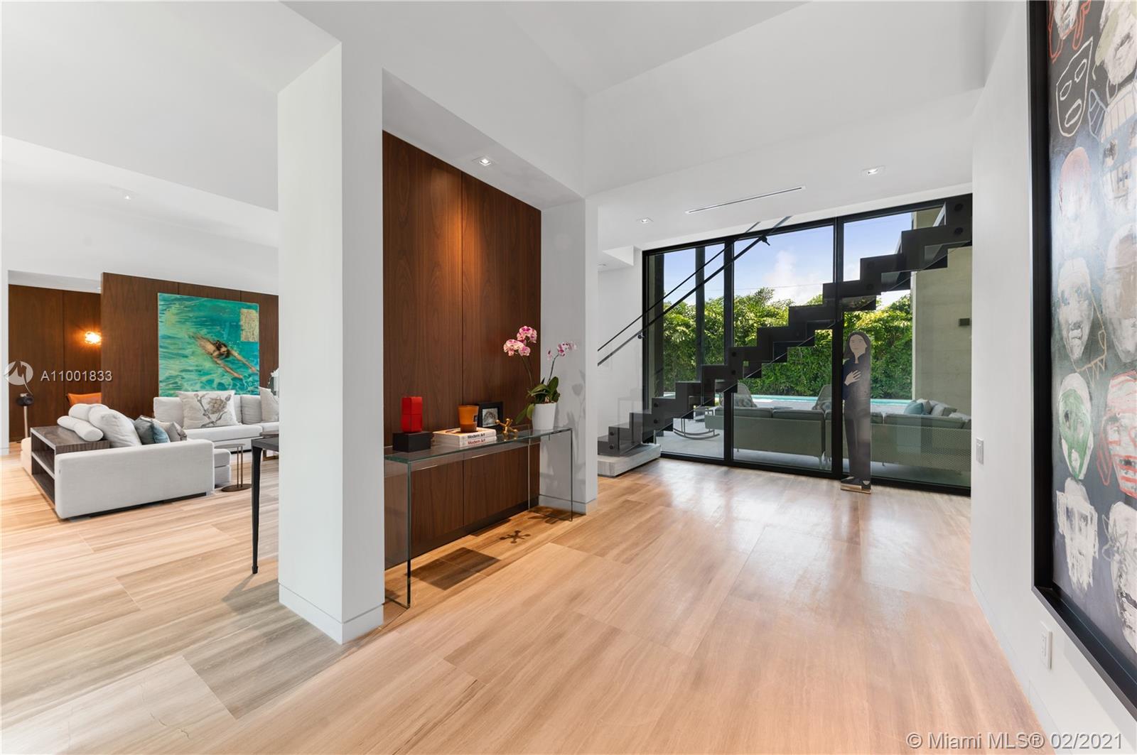 3429 N Moorings Way Coconut Grove, FL 33133