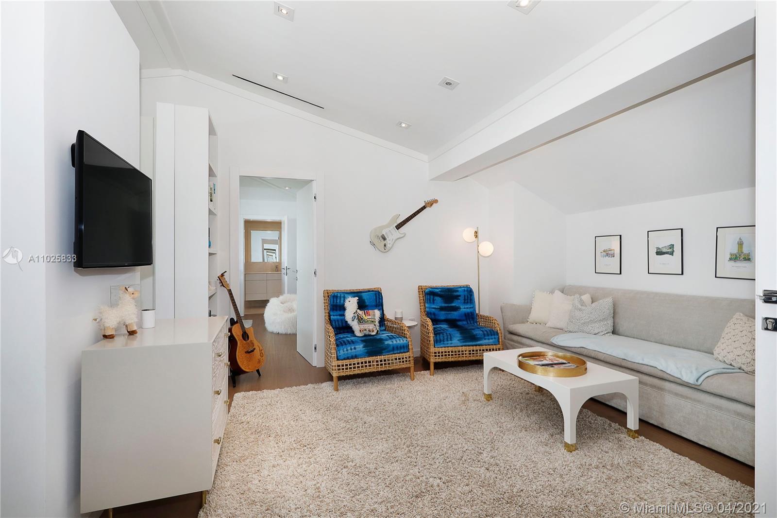 9375 Balada St Coral Gables, FL 33156