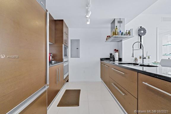 495 Brickell Ave #3205 Miami, FL 33131