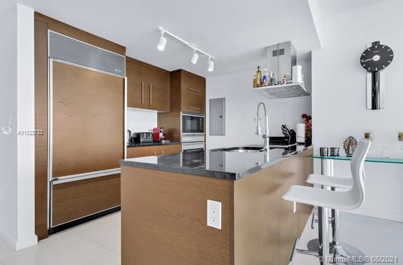 495 Brickell Ave #3205 Miami, FL 33131