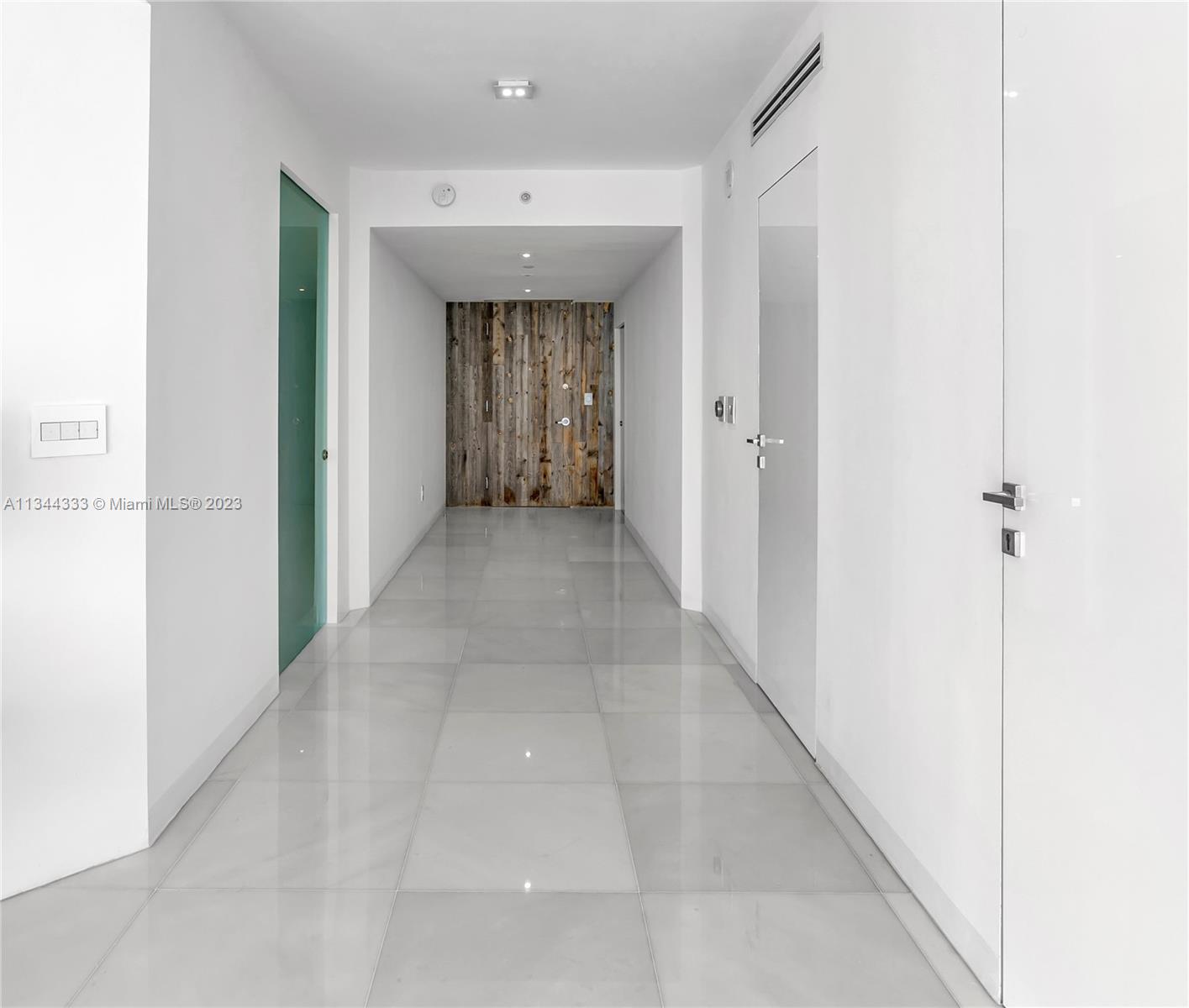 image Akoya10
