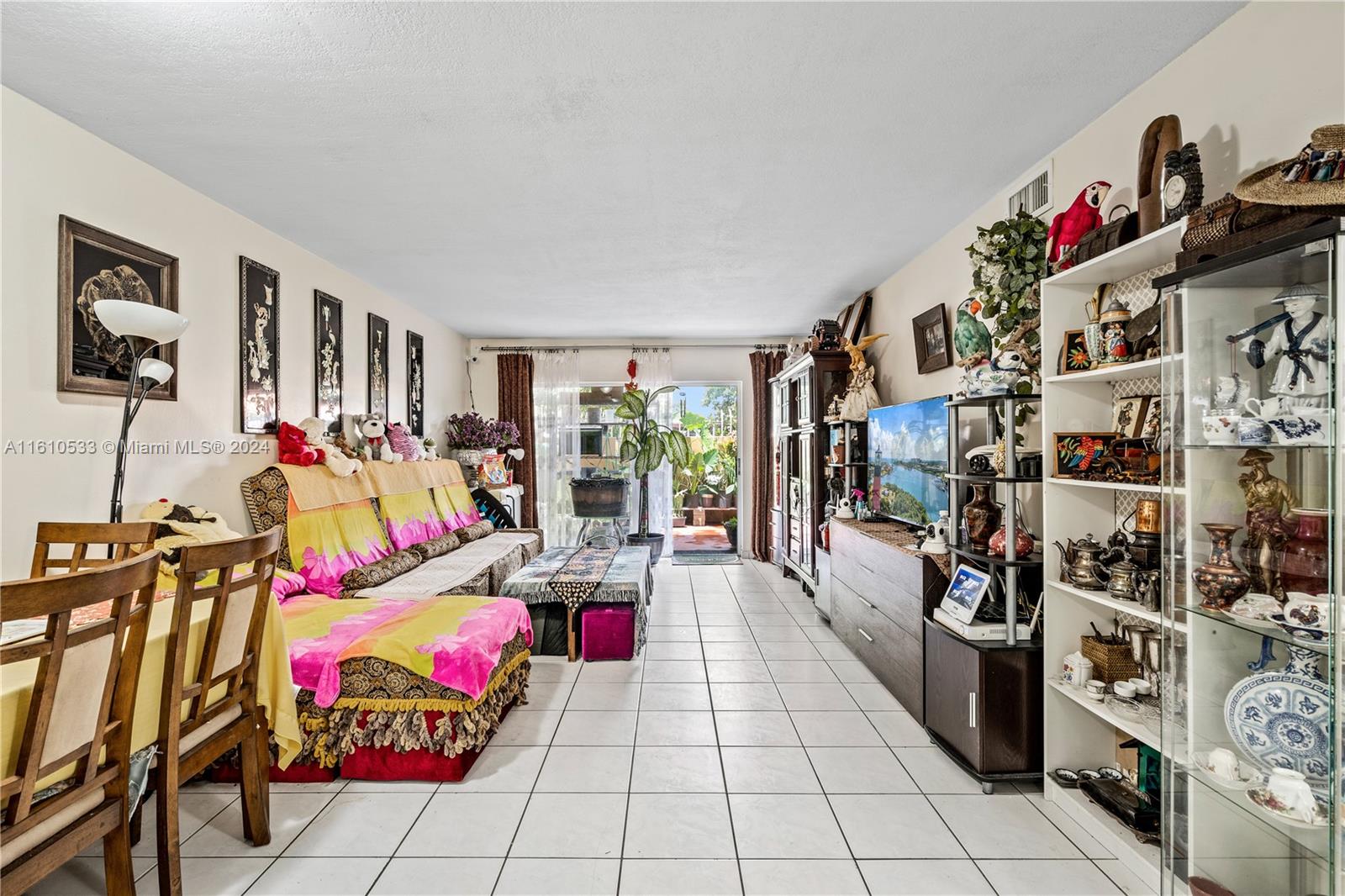 700 SE 9th Ct #103 Hialeah, FL 33010