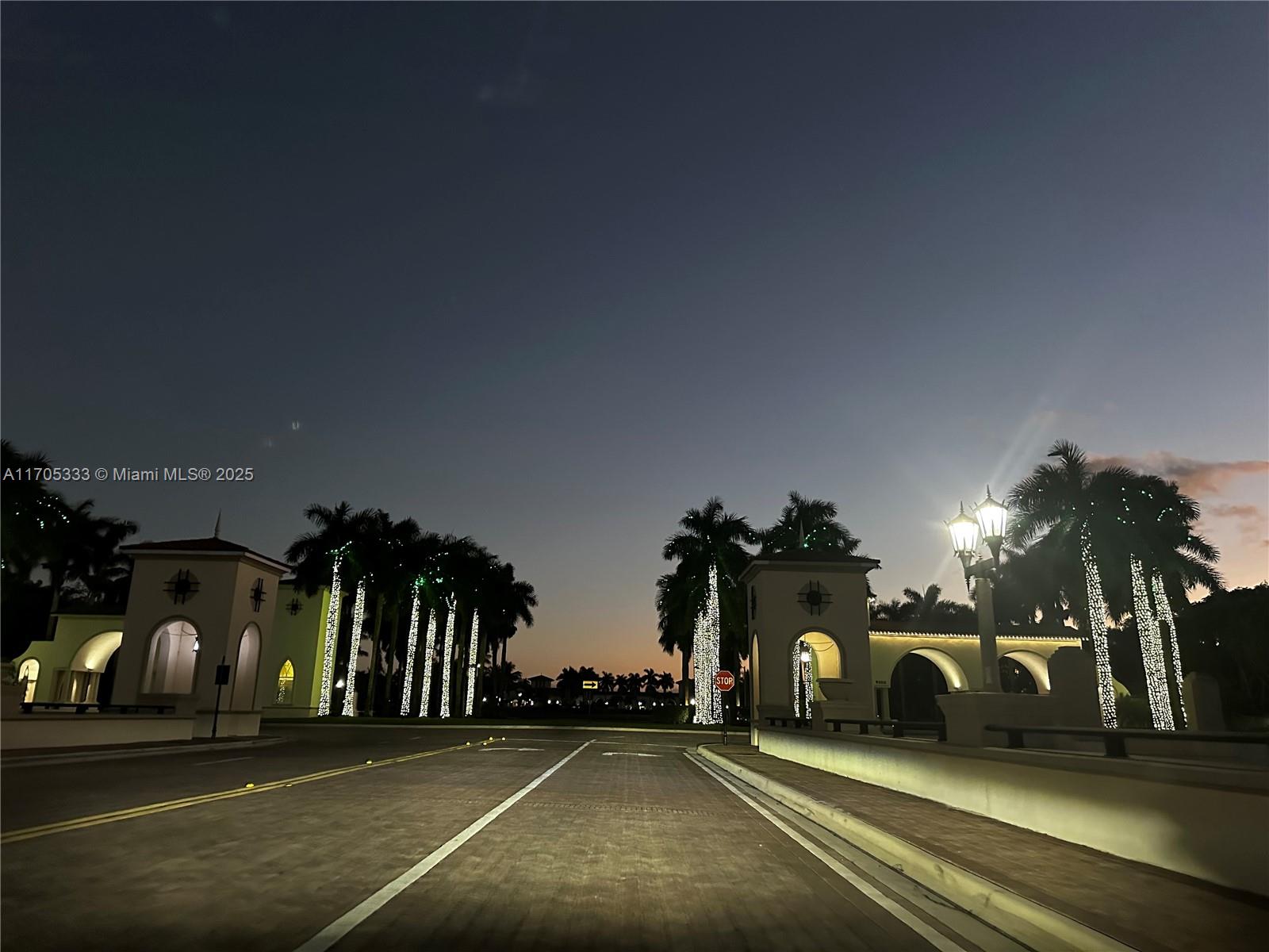 9741 Roche Pl,Wellington, FL 33414