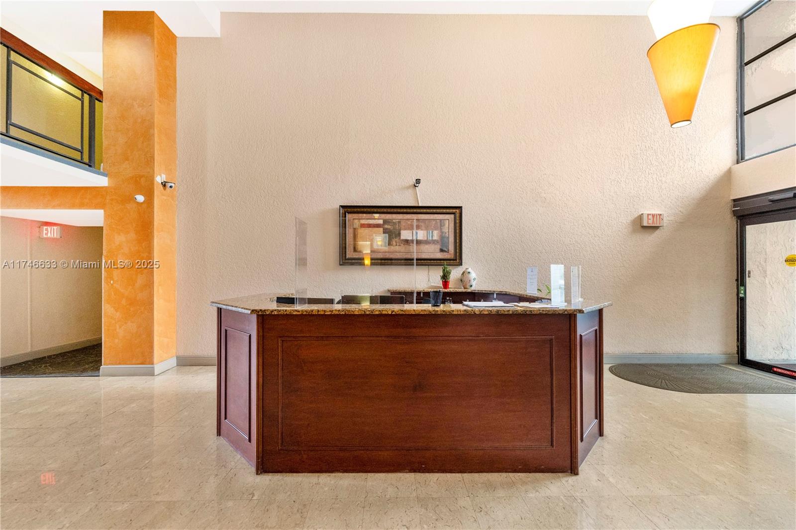 image Towers Of Oceanview Condo24