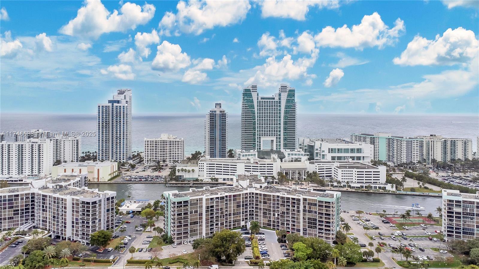 image Towers Of Oceanview Condo41