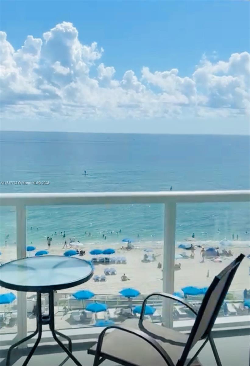 image The Aventura Beach Club C3