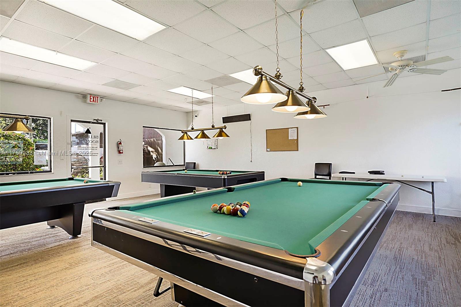 102 Lake Shr Dr,Pembroke Park, FL 33009