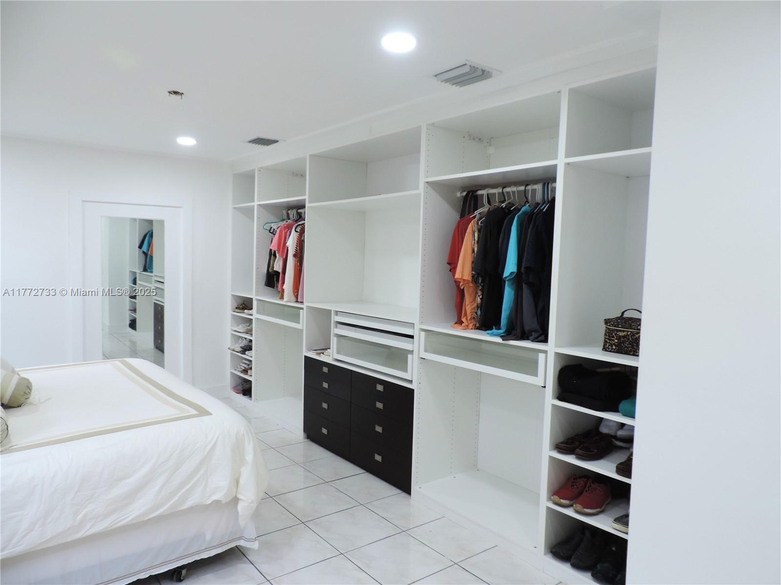 6230 SW 38th St Miami, FL 33155