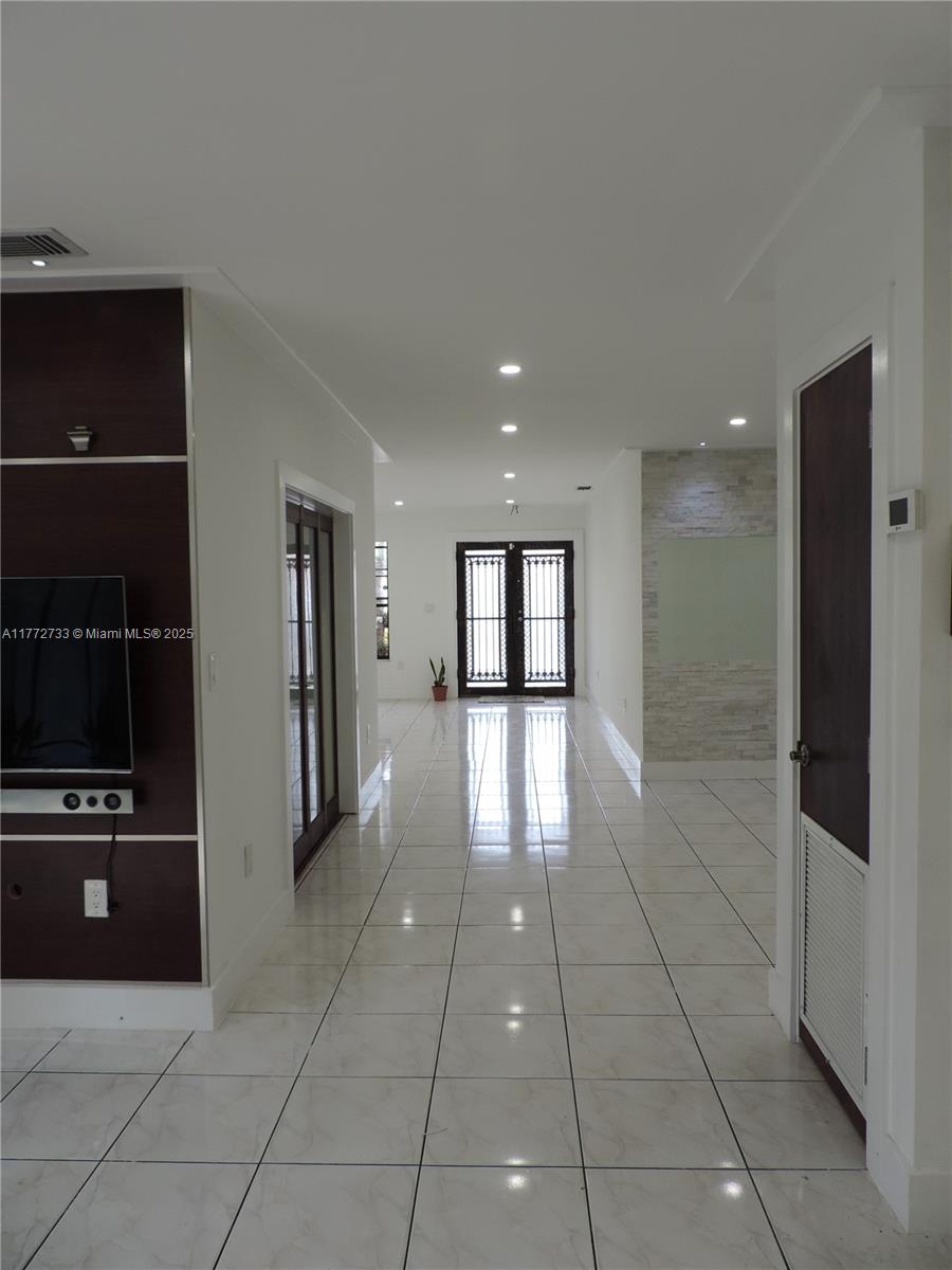 6230 SW 38th St Miami, FL 33155