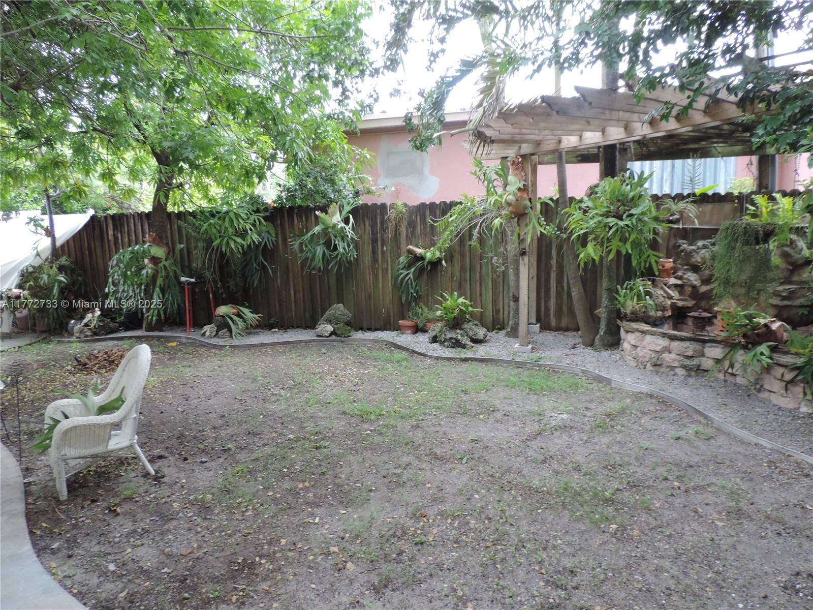 6230 SW 38th St Miami, FL 33155