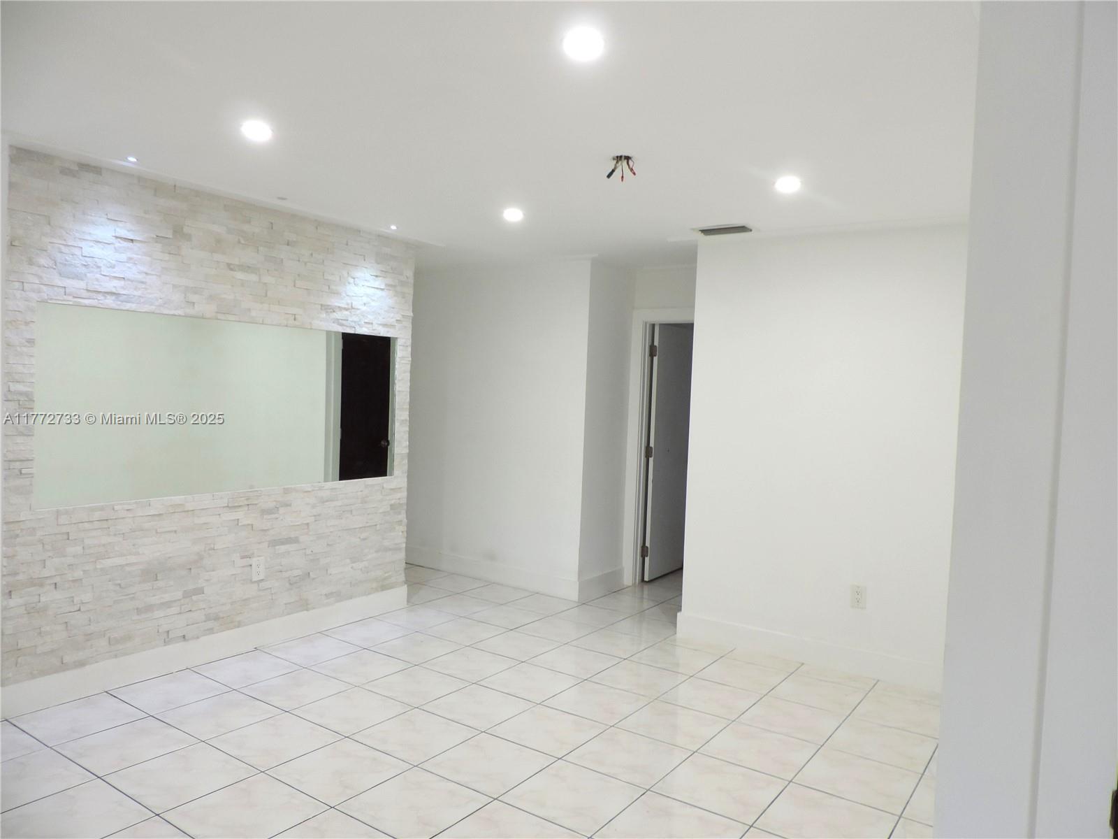 6230 SW 38th St Miami, FL 33155