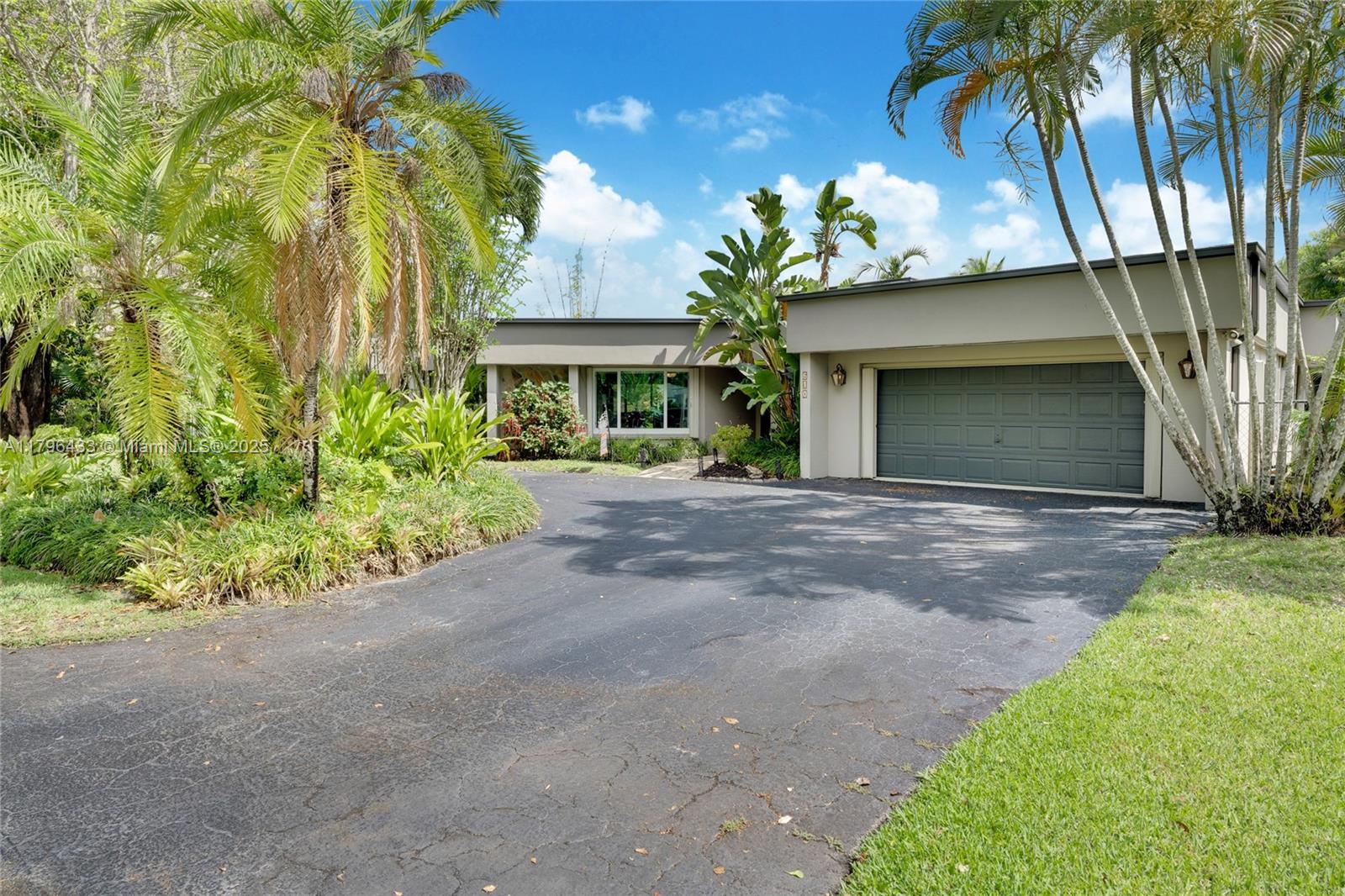 610 Lake Dasha Cir,Plantation, FL 33324