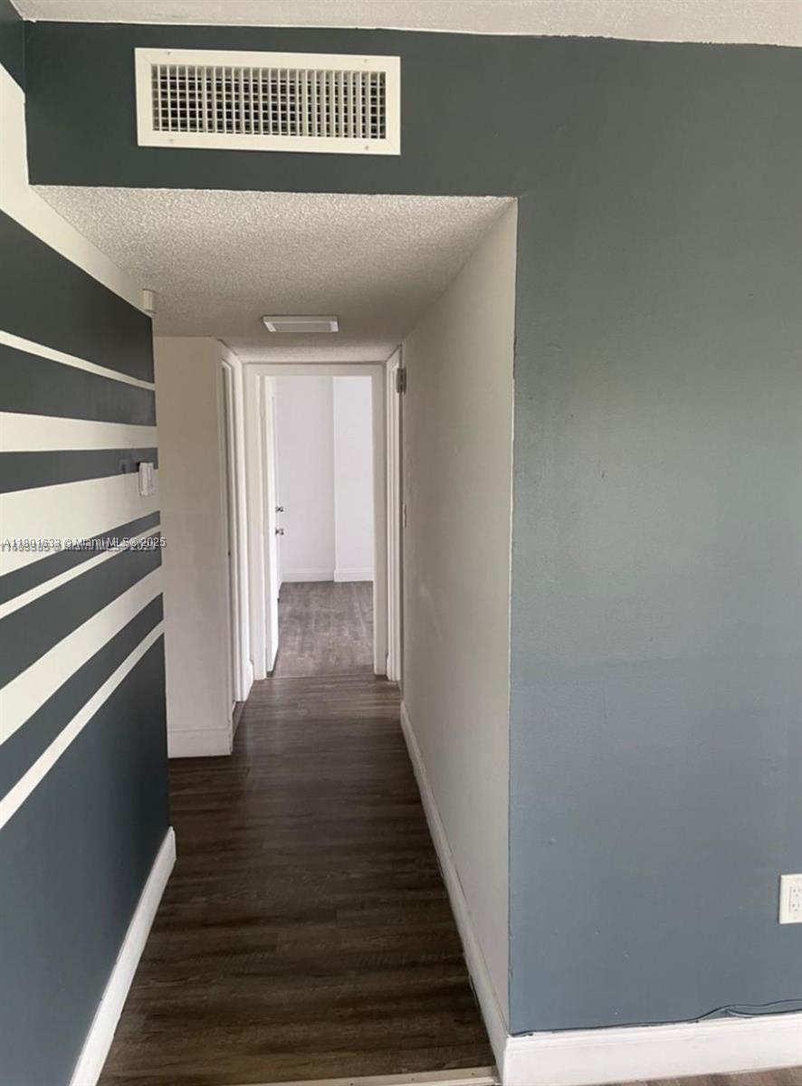 4164 Inverrary Dr #301,Lauderhill, FL 33319