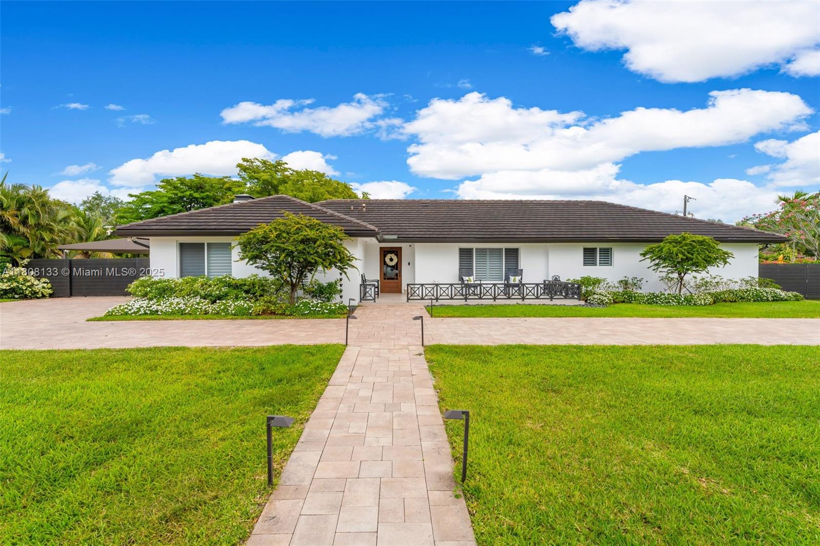 13501 SW 107th Ave,Miami, FL 33176