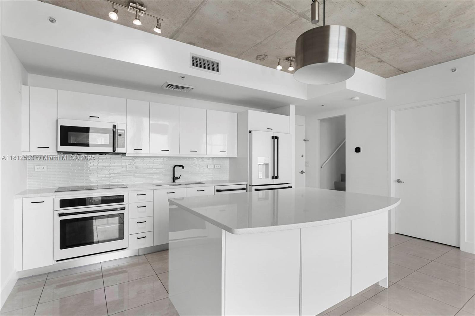 image Two Midtown Miami Condo7