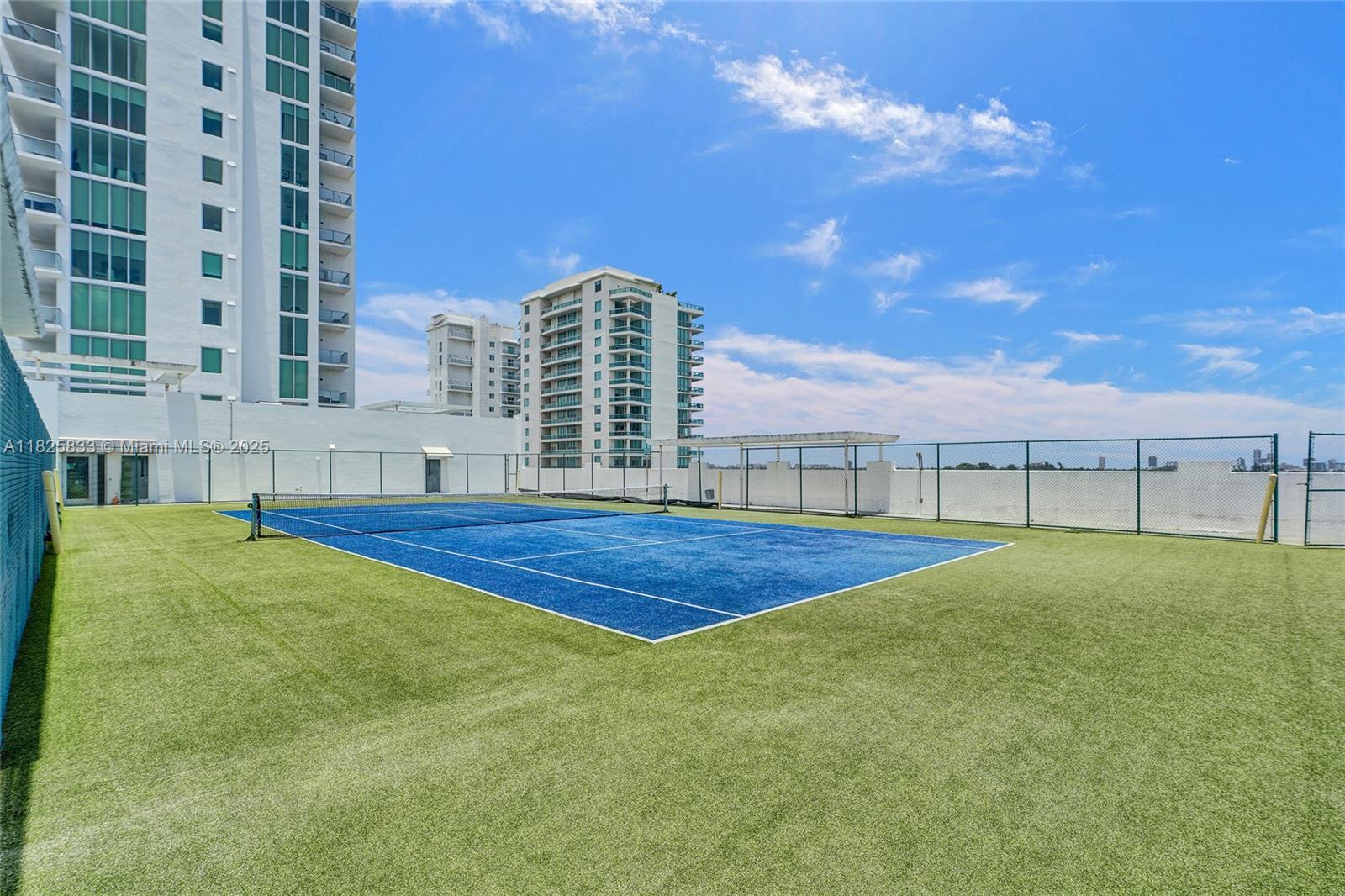 7930 East Dr #1806 North Bay Village, FL 33141