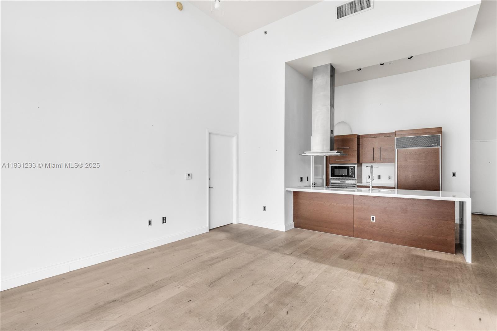 image Icon Brickell 216