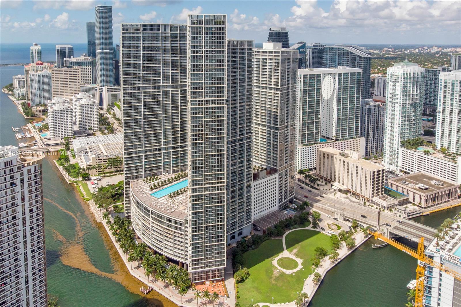 image Icon Brickell 25