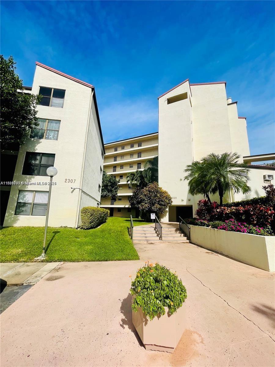 2309 S Cypress Bnd Dr #311D