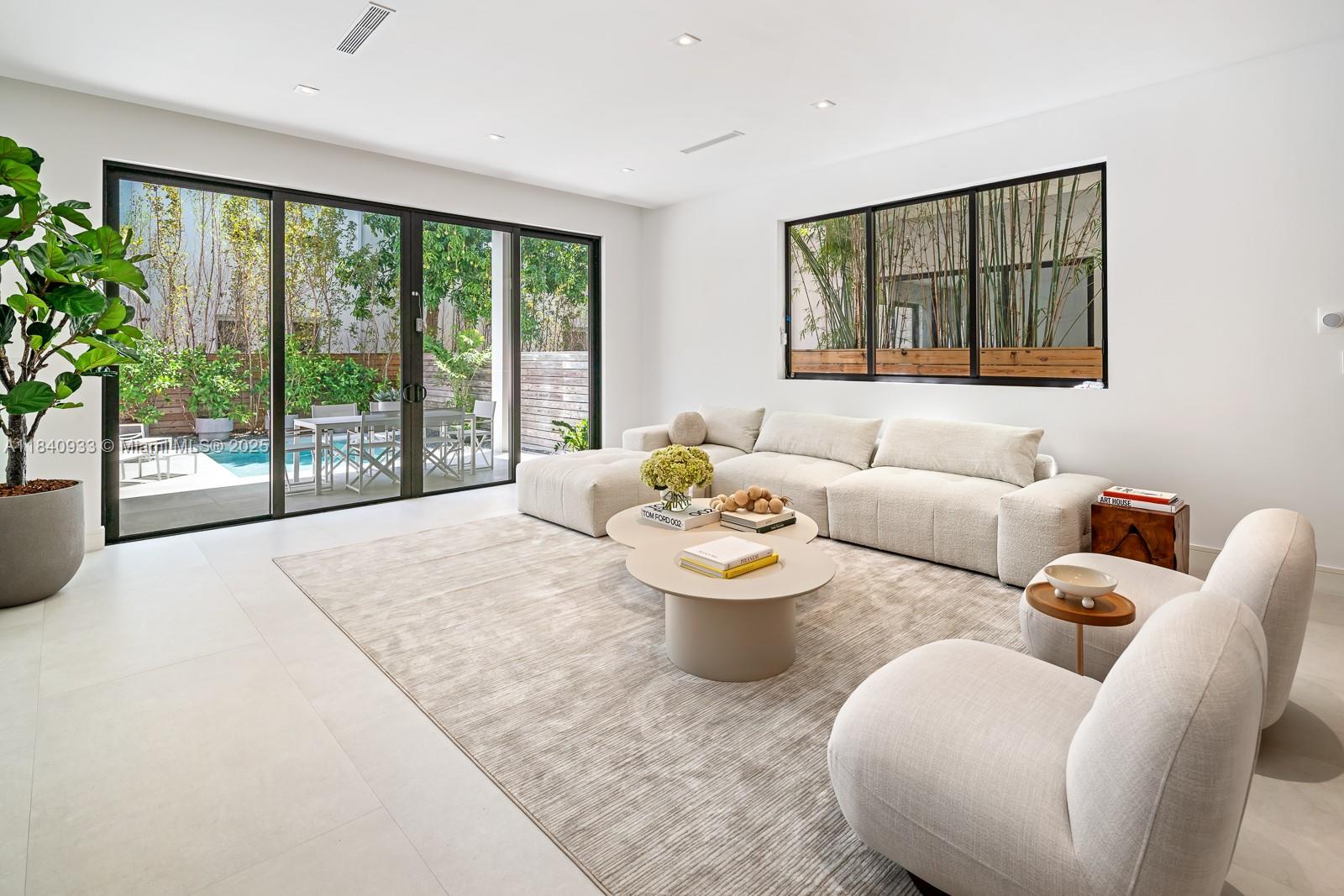 2984 Coconut Ave Coconut Grove, FL 33133