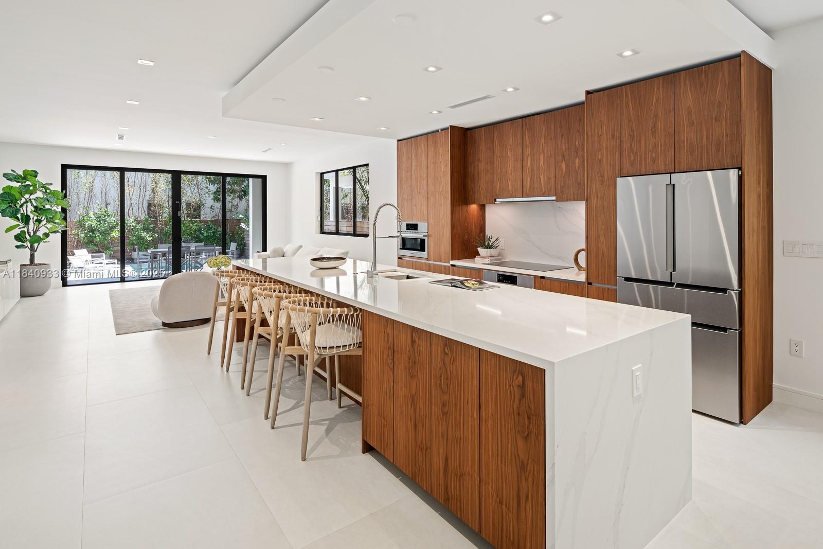 2984 Coconut Ave Coconut Grove, FL 33133