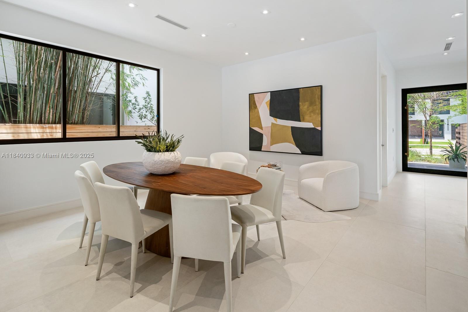 2984 Coconut Ave Coconut Grove, FL 33133