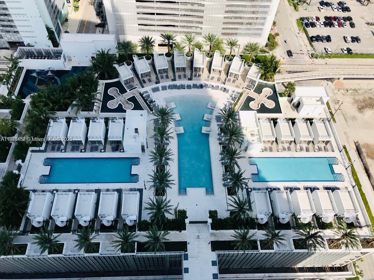 image Paramount Miami Worldcent16