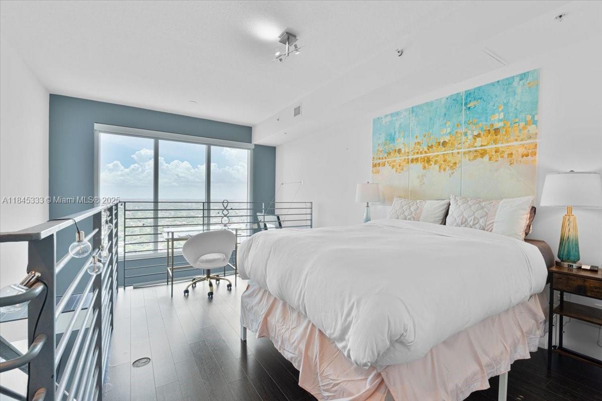 image Infinity At Brickell Cond9