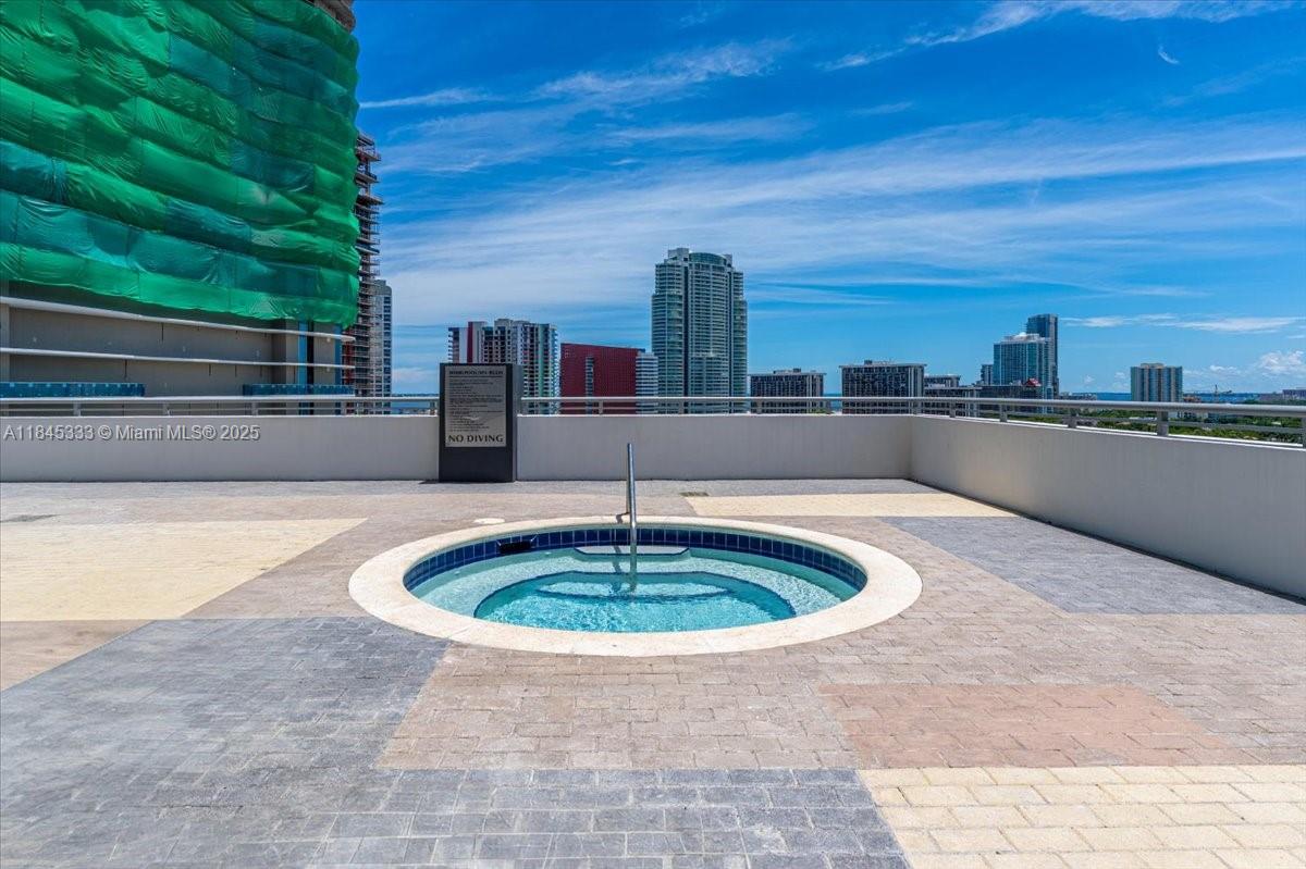 image Infinity At Brickell Cond24
