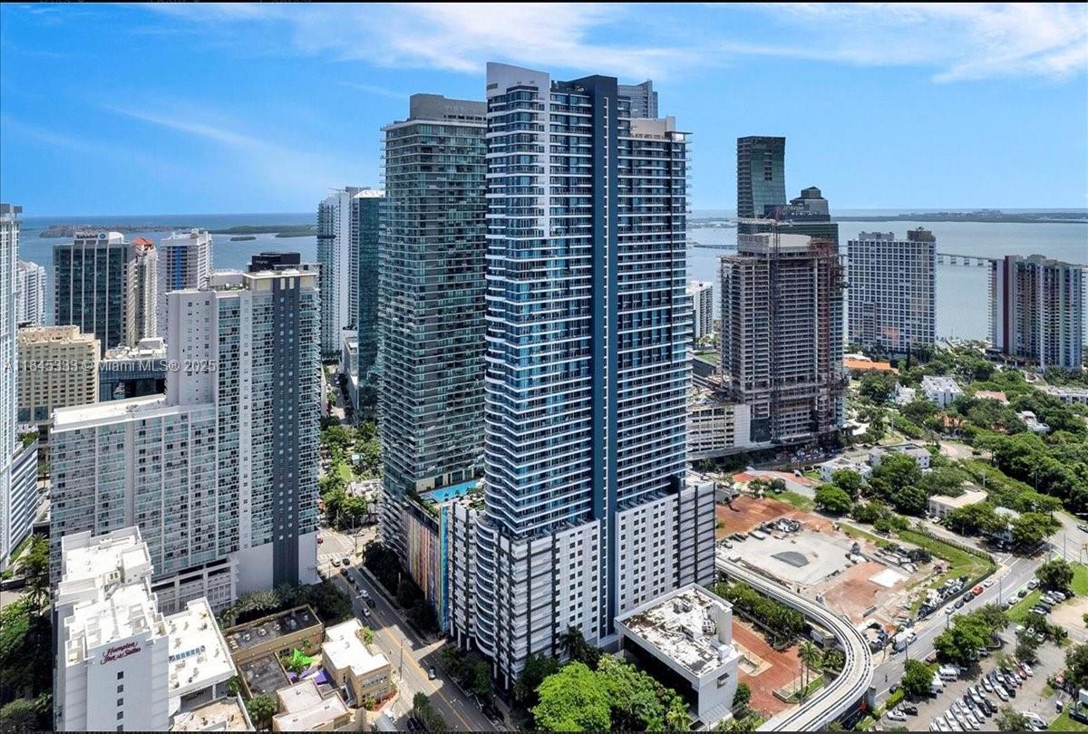 image Infinity At Brickell Cond25