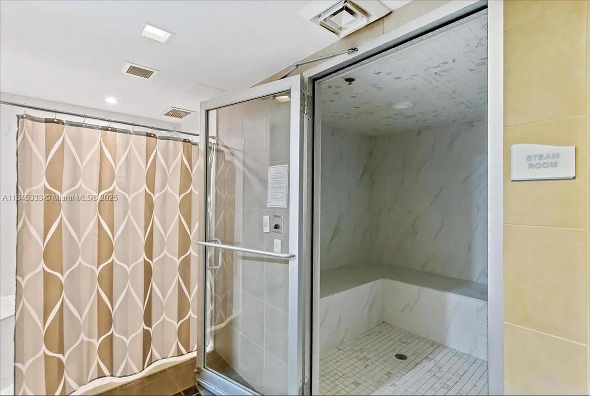 image Infinity At Brickell Cond27