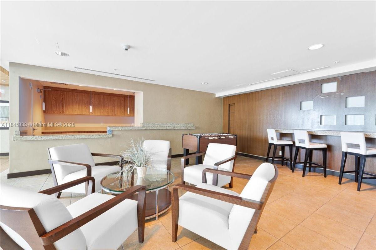 image Infinity At Brickell Cond32