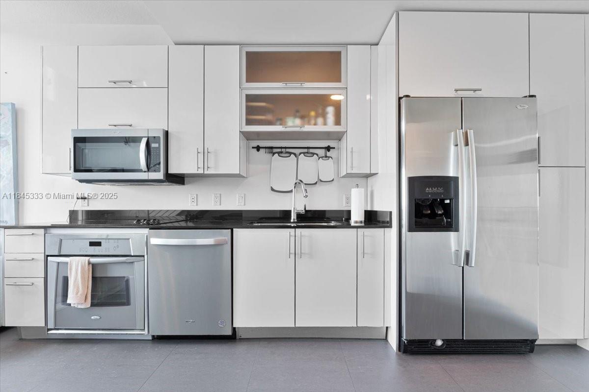 image Infinity At Brickell Cond6