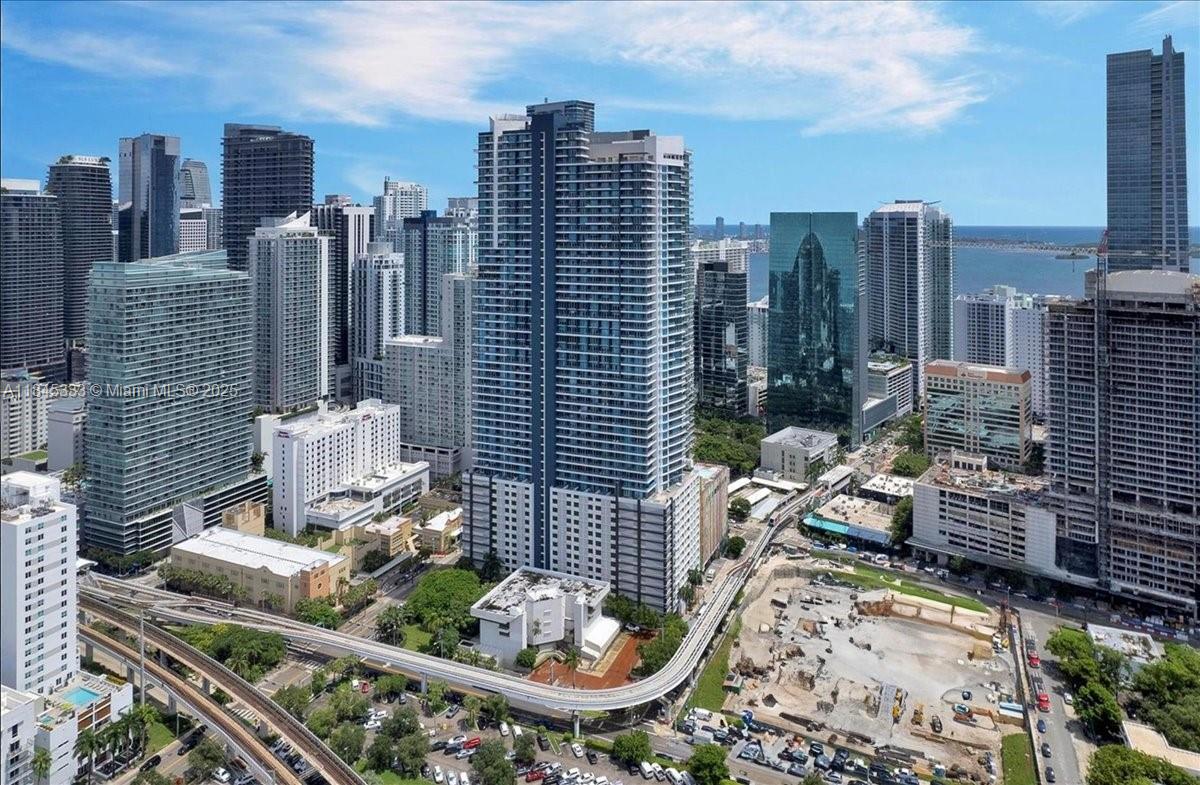 image Infinity At Brickell Cond7