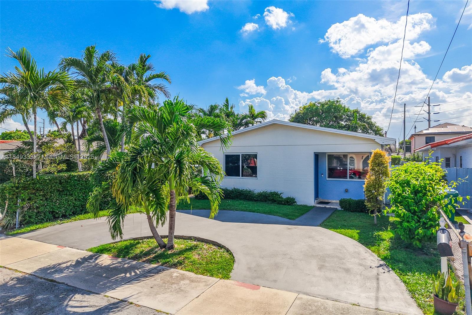 250 NW 61st Ave