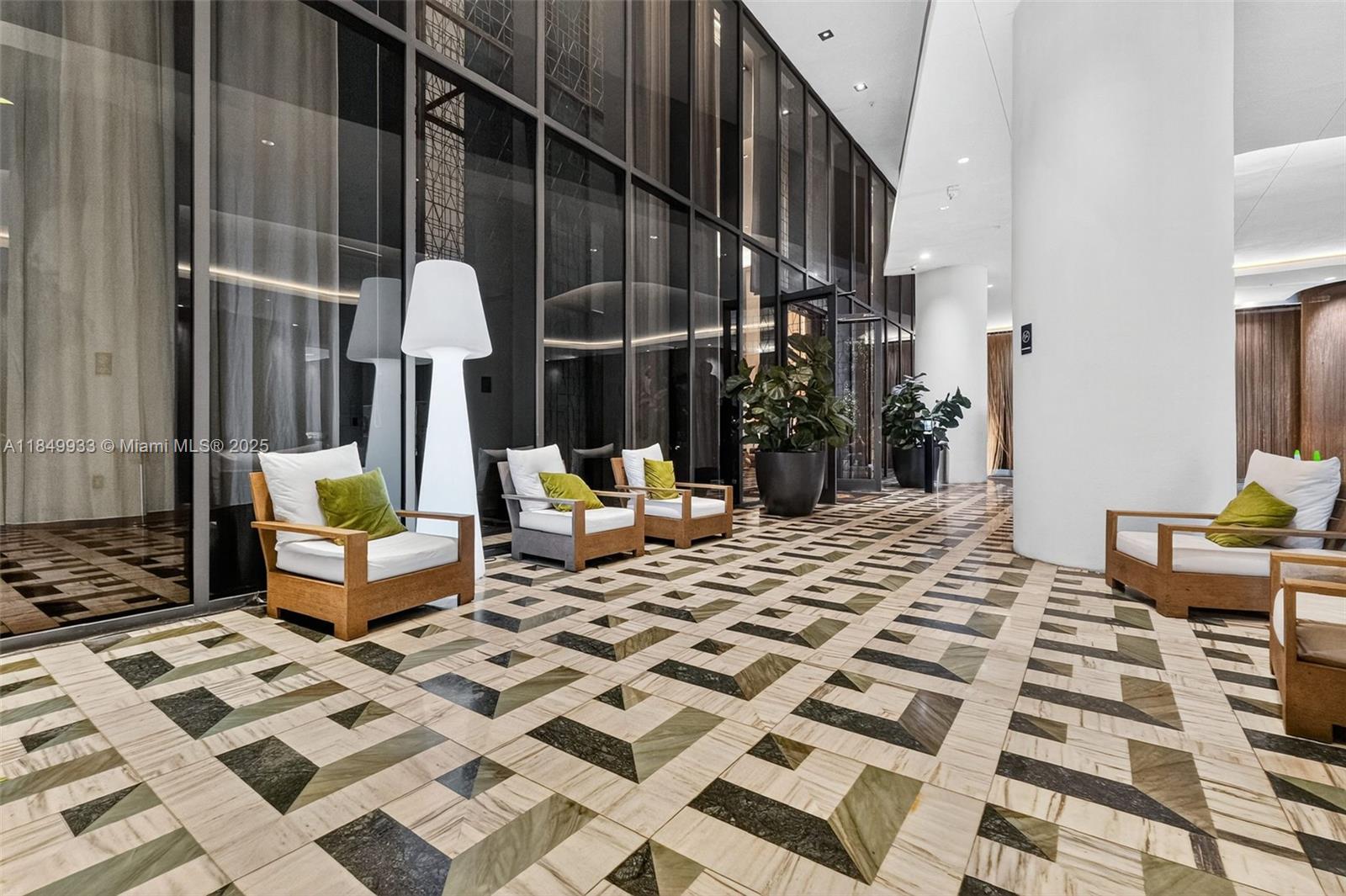 image Sls Lux Brickell21