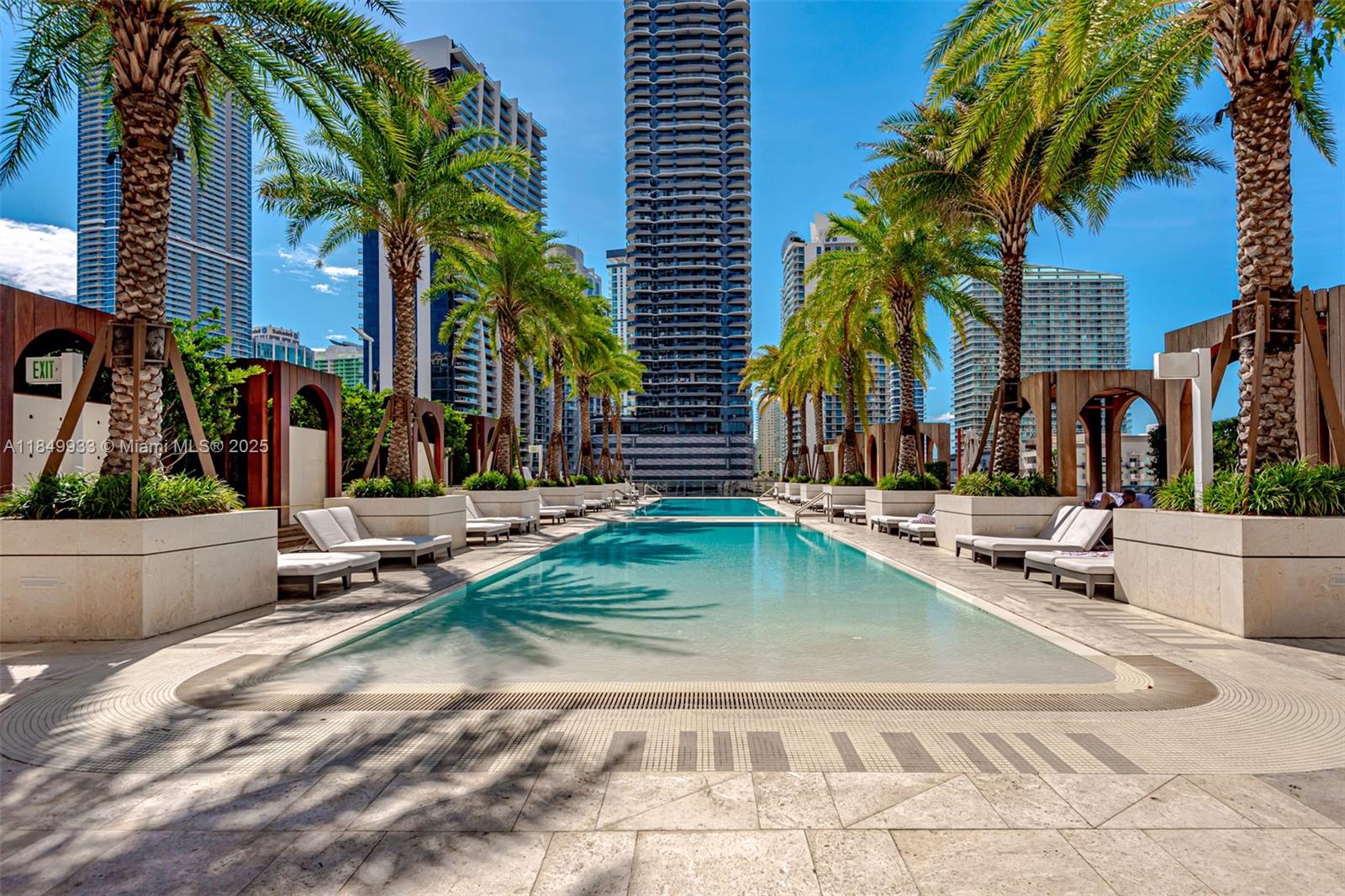 image Sls Lux Brickell30