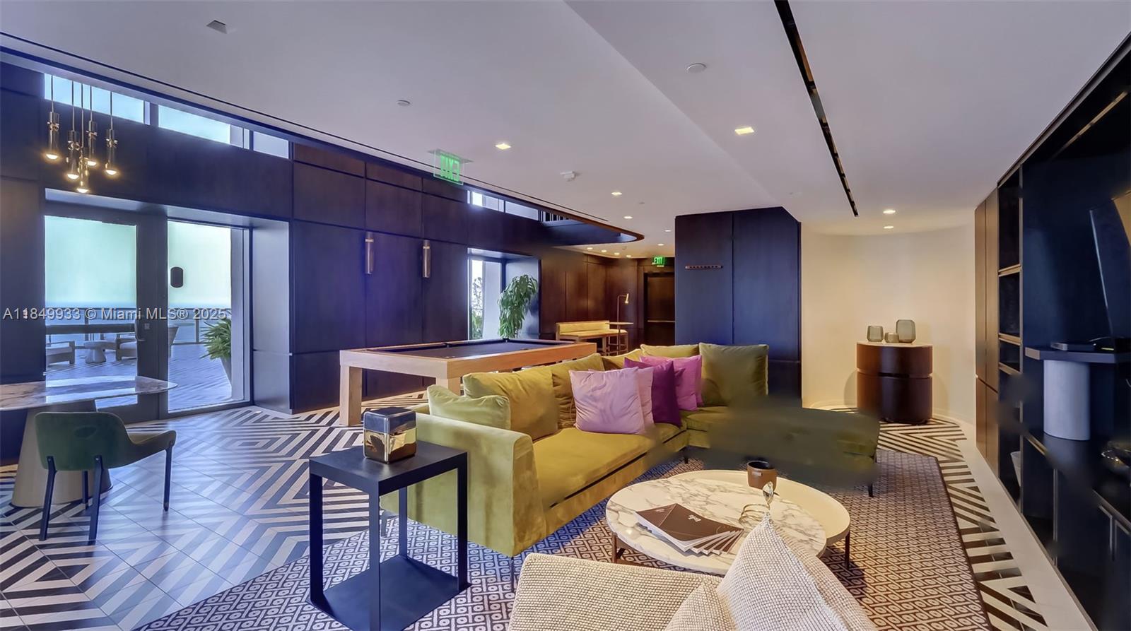 image Sls Lux Brickell36