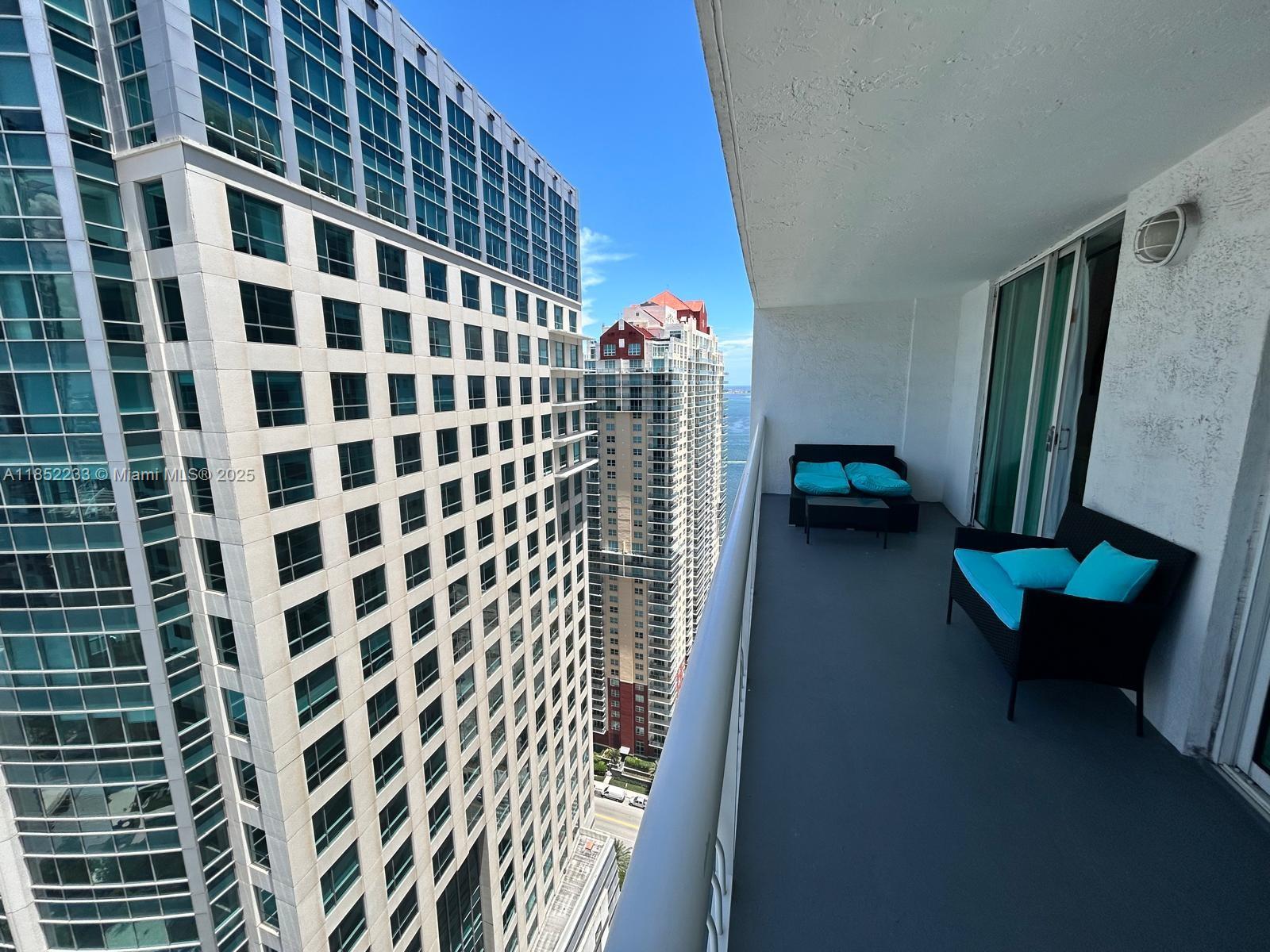 image The Club At Brickell Bay5