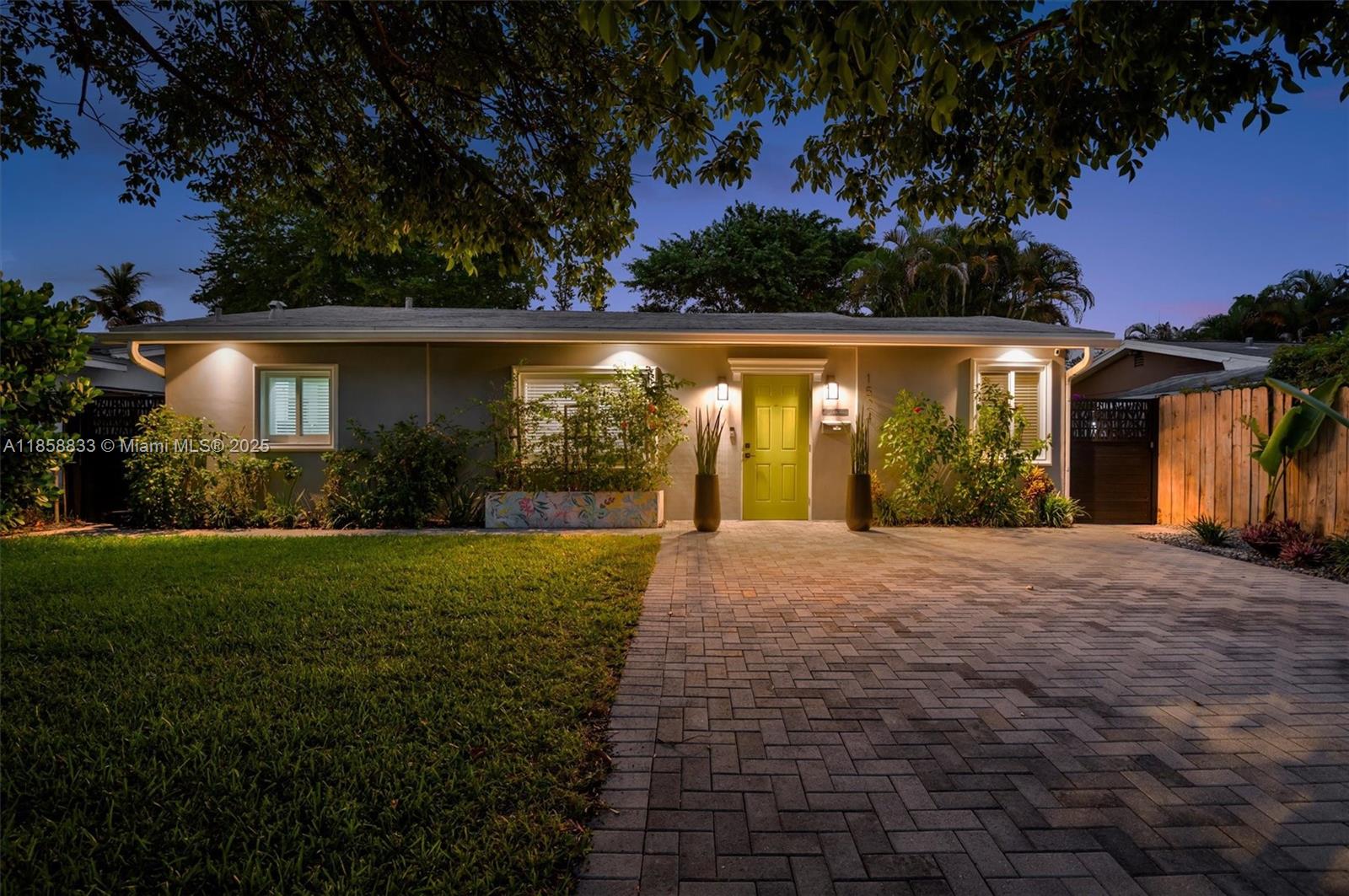 1524 NW 4th Ave