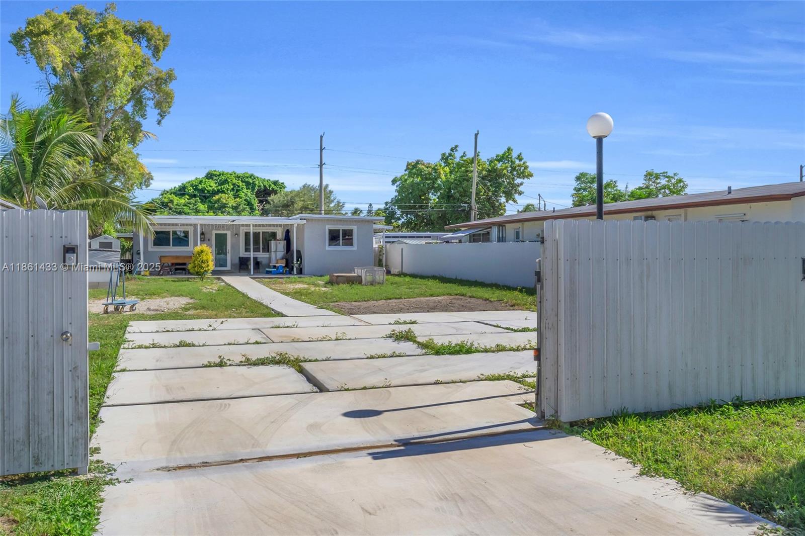 2930 NW 90th St