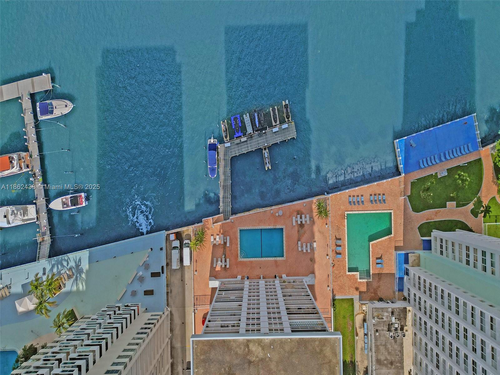 1228 West Ave #201 Miami Beach, FL 33139