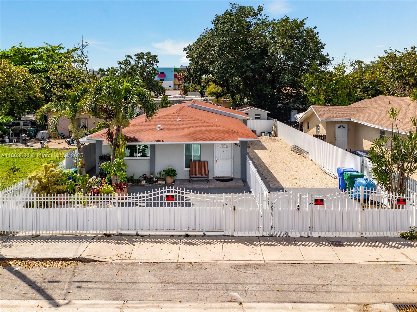 1864 NW 27th St #*