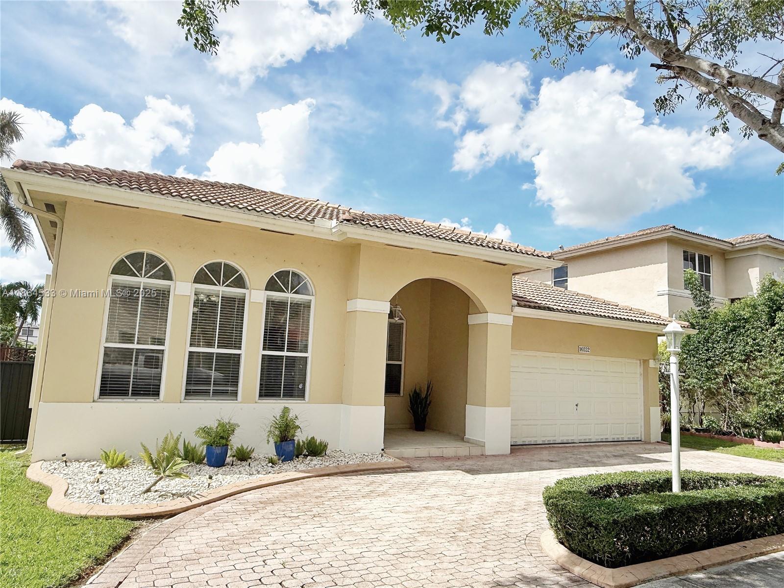 16032 SW 63rd Ter