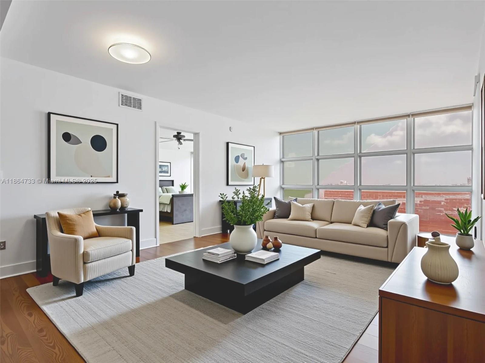 image 50 Biscayne Condo1