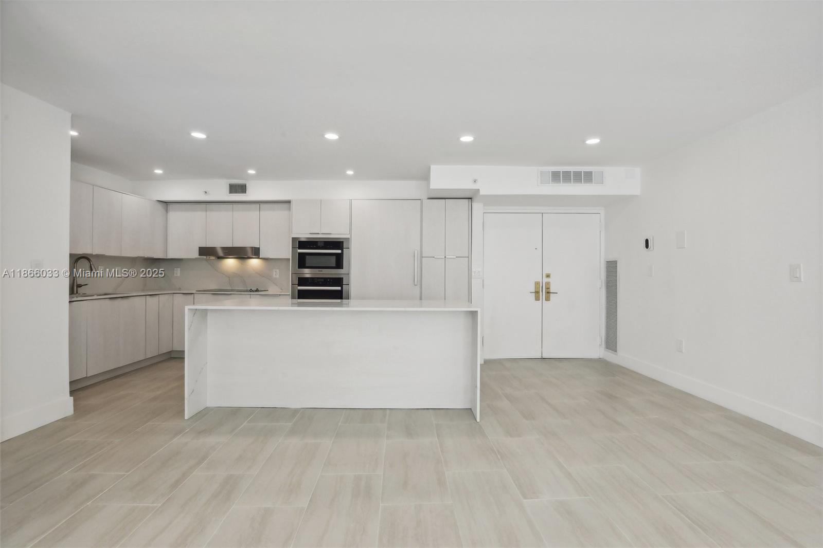 9 Island Ave #1209