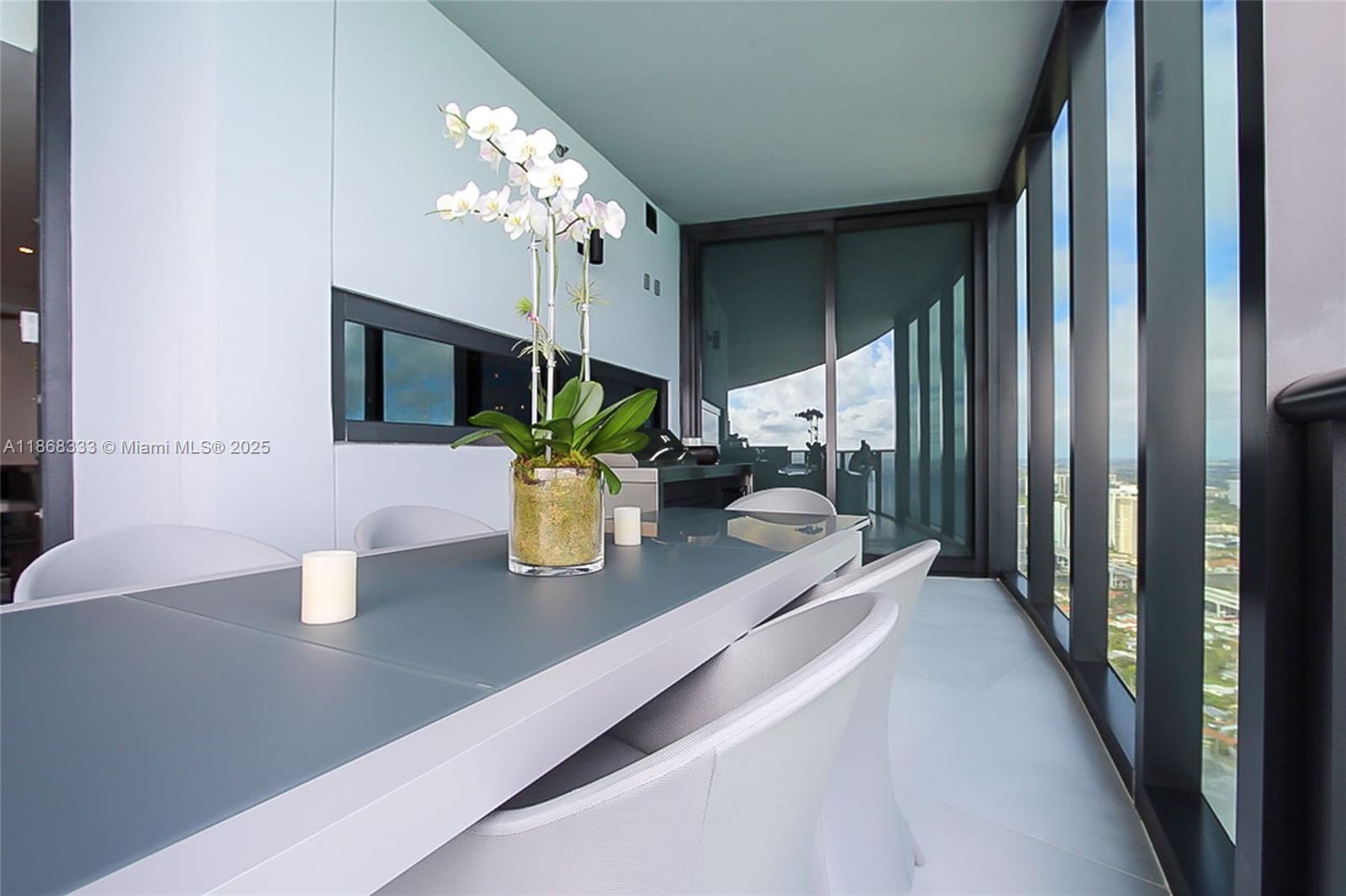 image Porsche Tower3
