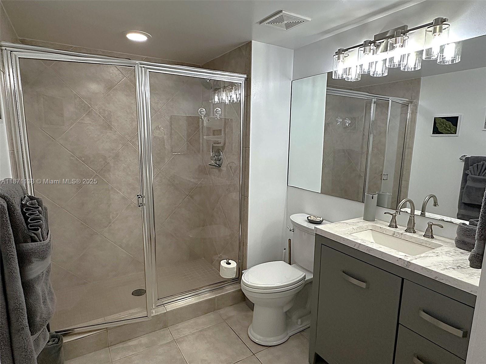 image 2080 Ocean Drive16